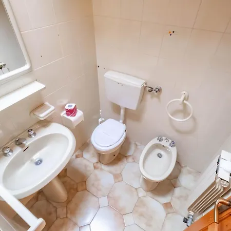 Angela By Interhome * Lido delle Nazioni